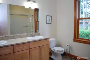 11310 Harris Rd SE, Yelm, WA 98597 - Photo 9