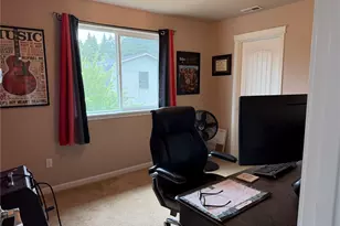 8204 237th St E, Graham, WA 98338 - Photo 19