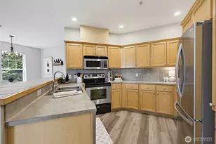 7705 Fairway Ave SE, Snoqualmie, WA 98065 - Photo 13