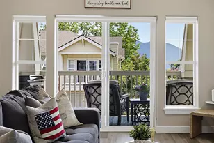7705 Fairway Ave SE, Snoqualmie, WA 98065 - Photo 3