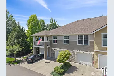 7705 Fairway Avenue SE #204, Snoqualmie, WA 98065 - Photo 3