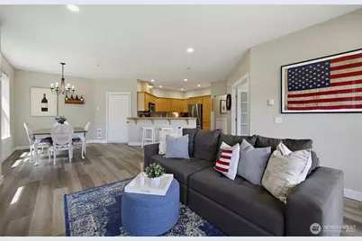 7705 Fairway Avenue SE #204, Snoqualmie, WA 98065 - Photo 5