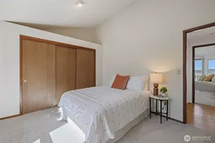 70 Hewitt Dr, Steilacoom, WA 98388 - Photo 25