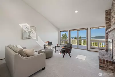 70 Hewitt Drive, Steilacoom, WA 98388 - Photo 7
