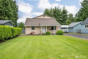 3284 Oak St, Longview, WA 98632 - Photo 1