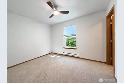 2411 105th Drive SE, Lake Stevens, WA 98258 - Photo 15