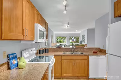 [Address not provided], Kirkland, WA 98033 - Photo 11