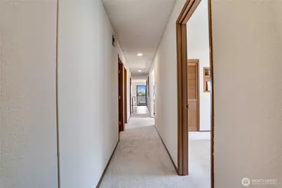 809 N G Street #201, Tacoma, WA 98403 - Photo 17