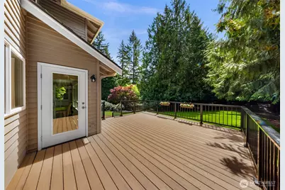 25827 NE 9th Street, Sammamish, WA 98074 - Photo 23