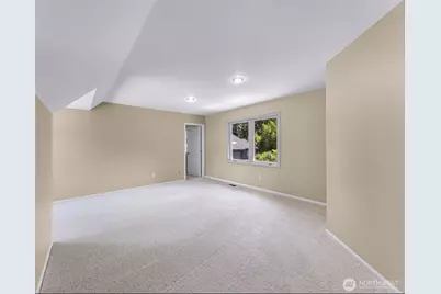 25827 NE 9th Street, Sammamish, WA 98074 - Photo 19