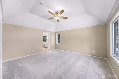 25827 NE 9th Street, Sammamish, WA 98074 - Photo 35