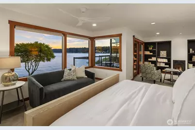 10929 SE Lake Road, Bellevue, WA 98004 - Photo 13