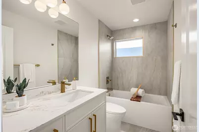 9739 12th Avenue NW, Seattle, WA 98117 - Photo 15