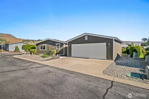 1606 Twin Peaks Dr, Wenatchee, WA 98801 - Photo 3