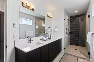 4432 Dayton Ave N, Seattle, WA 98103 - Photo 33