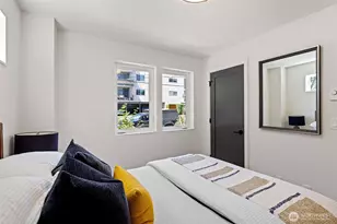 4432 Dayton Ave N, Seattle, WA 98103 - Photo 7