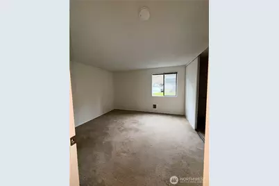 12510 NE 117th Place #B3, Kirkland, WA 98034 - Photo 13