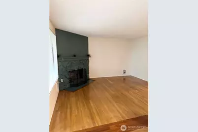 12510 NE 117th Place #B3, Kirkland, WA 98034 - Photo 9