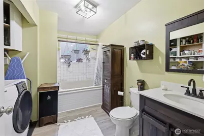 8210 University Point Circle NE, Bremerton, WA 98311 - Photo 19