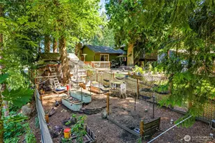 8210 University Point Cir NE, Bremerton, WA 98311 - Photo 17