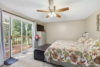 8210 University Point Circle NE, Bremerton, WA 98311 - Photo 31