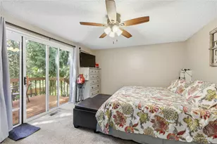 8210 University Point Cir NE, Bremerton, WA 98311 - Photo 31