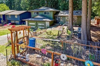 8210 University Point Circle NE, Bremerton, WA 98311 - Photo 37
