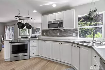 21516 102nd Street E, Bonney Lake, WA 98391 - Photo 7