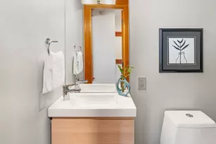 2002 1st Ave N, Seattle, WA 98109 - Photo 17
