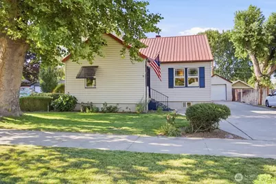 810 W Albany Ave, Kennewick, WA 99336 - Photo 1