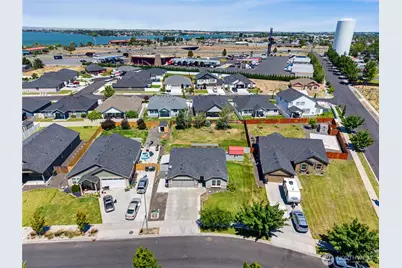 433 S Trillium Way, Moses Lake, WA 98837 - Photo 5