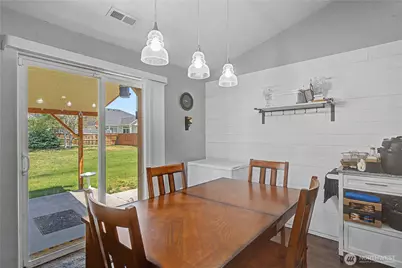 433 S Trillium Way, Moses Lake, WA 98837 - Photo 11