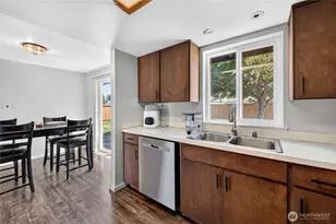 405 Johnson St, Enumclaw, WA 98022 - Photo 9