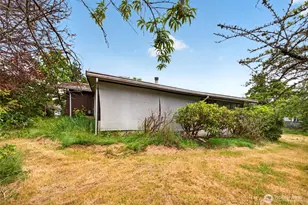 925 139th St E, Tacoma, WA 98445 - Photo 23