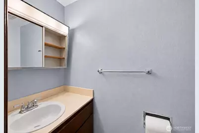 925 139th Street E, Tacoma, WA 98445 - Photo 11