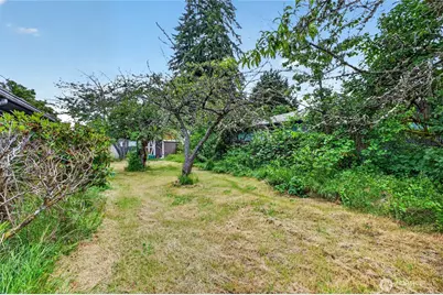 925 139th Street E, Tacoma, WA 98445 - Photo 25