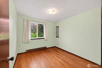 925 139th Street E, Tacoma, WA 98445 - Photo 17