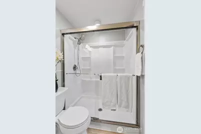710 N 160th Street #B307, Shoreline, WA 98133 - Photo 13