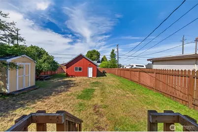 1039 W Sixth Street, Port Angeles, WA 98363 - Photo 17