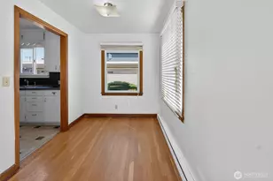 1039 W 6th St, Port Angeles, WA 98363 - Photo 7