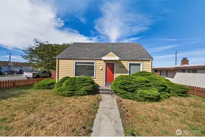 1039 W Sixth Street, Port Angeles, WA 98363 - Photo 1