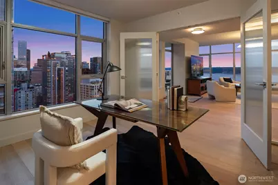 583 Battery Street #3704N, Seattle, WA 98121 - Photo 15