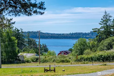 1731 Stephen Street, Oak Harbor, WA 98277 - Photo 3