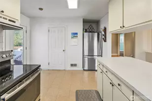 9334 E B St, Tacoma, WA 98445 - Photo 11