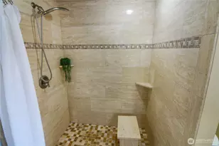 8435 NE 147th Pl, Kenmore, WA 98028 - Photo 29