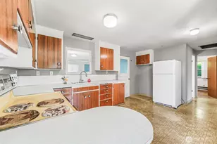 1722 E 65th St, Tacoma, WA 98404 - Photo 7