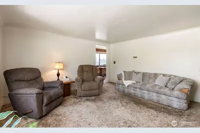 3105 13th Street, Bremerton, WA 98312 - Photo 9
