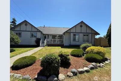 3110 13th Street, Everett, WA 98201 - Photo 1