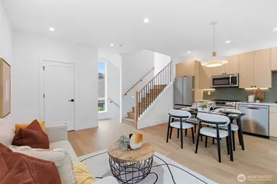 6219 9th Avenue NE, Seattle, WA 98115 - Photo 9