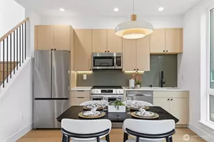 6219 9th Ave NE, Seattle, WA 98115 - Photo 17